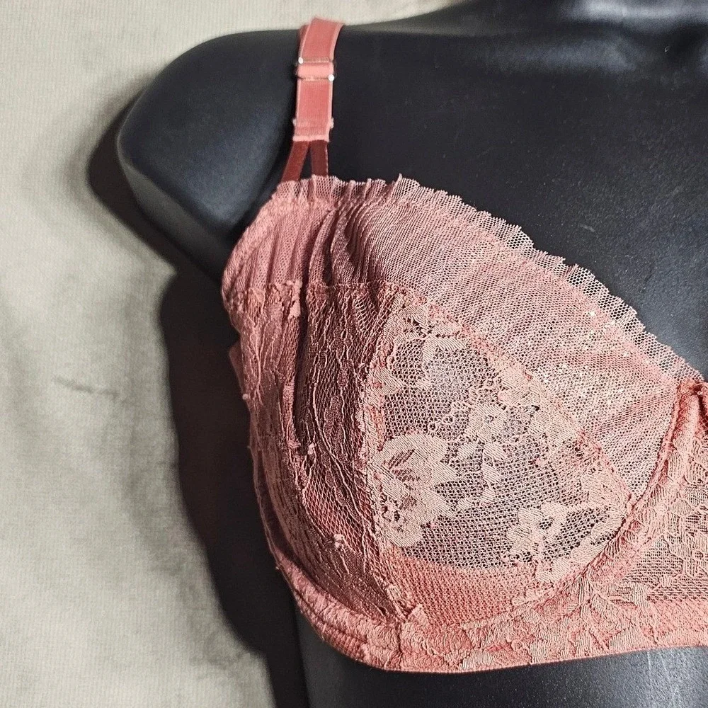 Victorias Secret Dream Angels Push-Up Without Padding Lace Bra Pink 32DDD F70